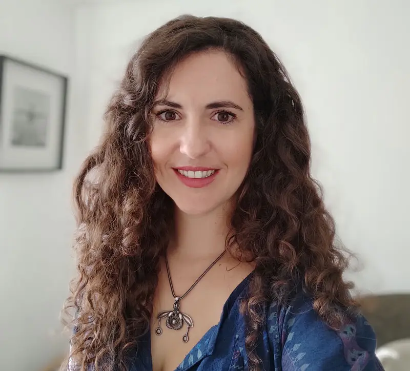 Dr Antzela Fivga